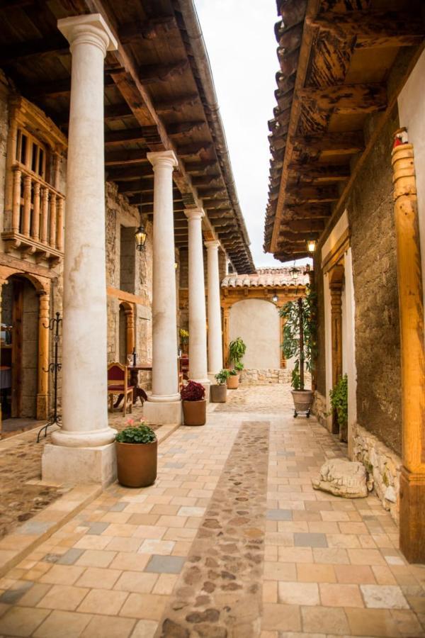 Hotel Casa De Gandhi San Cristobal de las Casas Exterior photo